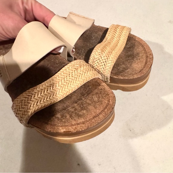 Reef Cushion Vista Hi Braided Strap Platform Leather Slides Cream Size 7 - Picture 3 of 8